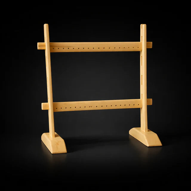 A travel weaving loom.